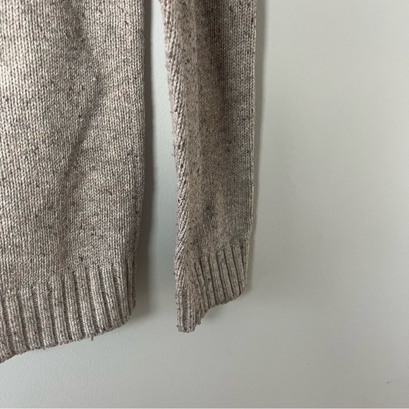 Roundtree & Yorke Wool Blend Cream Sweater Medium - Picture 10 of 12